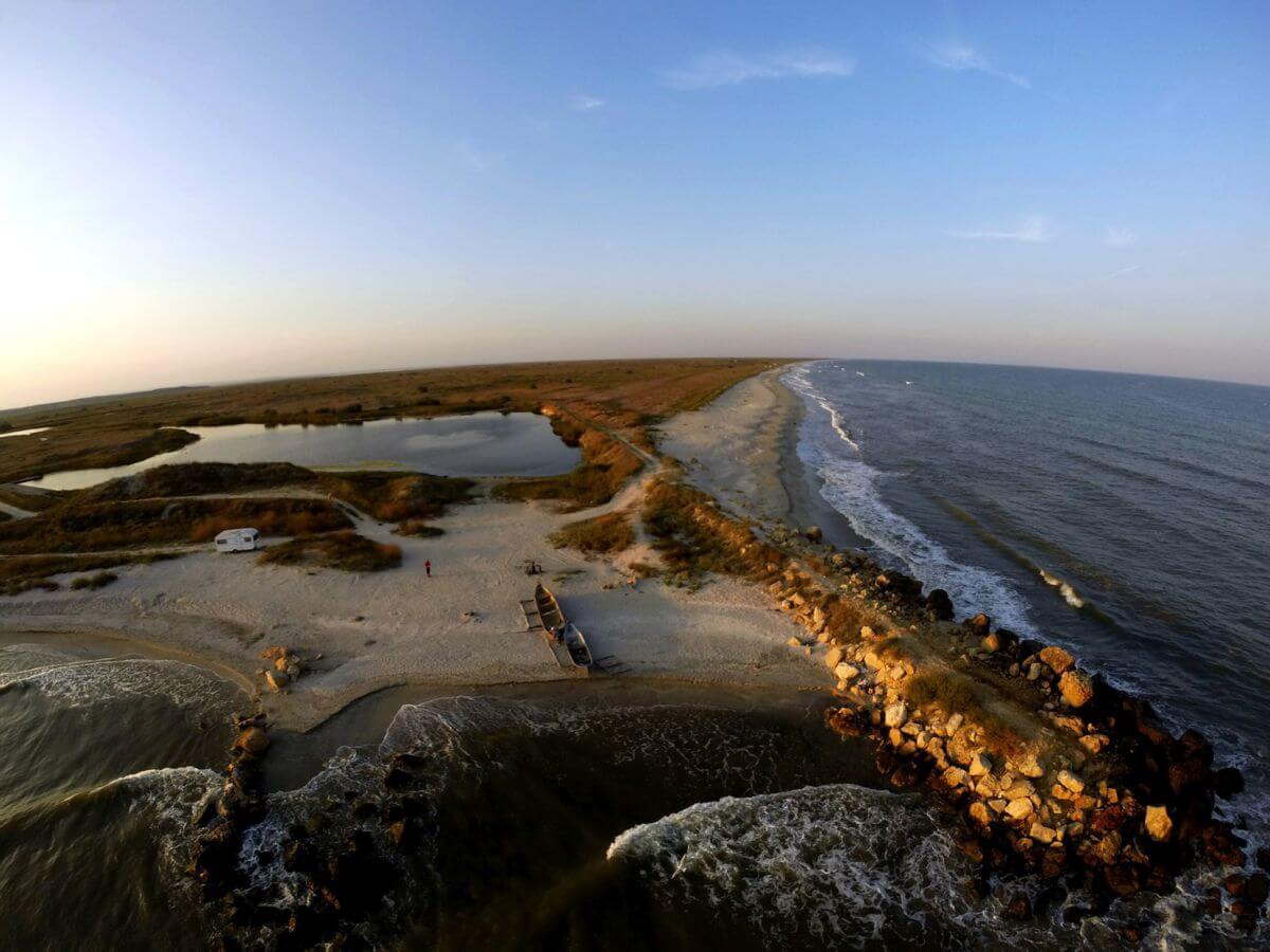 Campinguri din România. Cele mai frumoase locuri de campat cu cortul la munte sau la mare