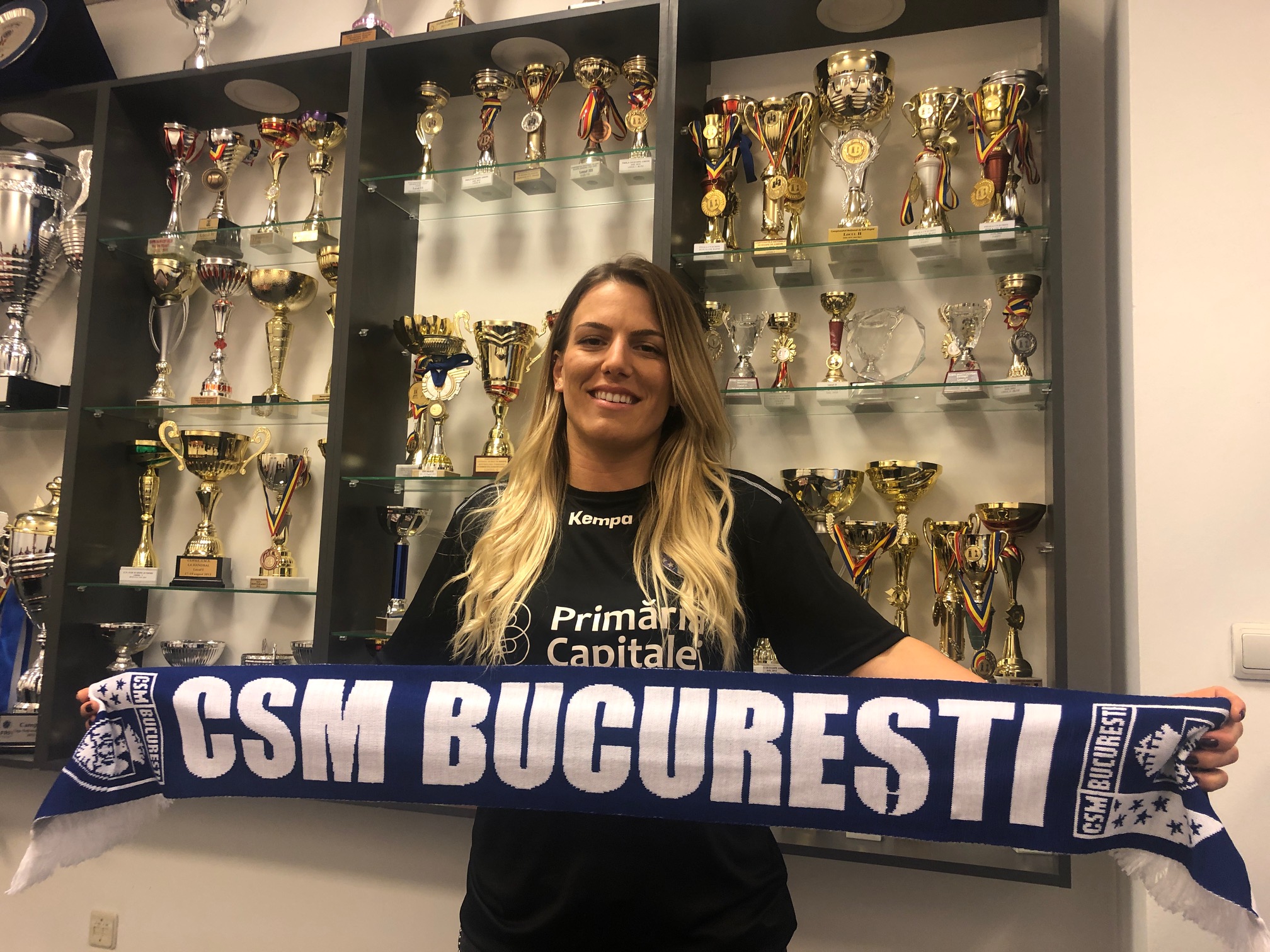 Pictorial sexy cu Andrea Klikovac, ultimul transfer de marcă făcut de CSM București | GALERIE FOTO&VIDEO