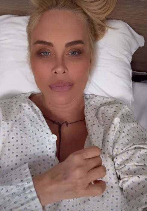 Vica Blochina, 6 ore pe masa de operație. Ce intervenții estetice și-a făcut: „Va fi nevoită să poarte un corset timp de aproximativ 8 săptămâni”