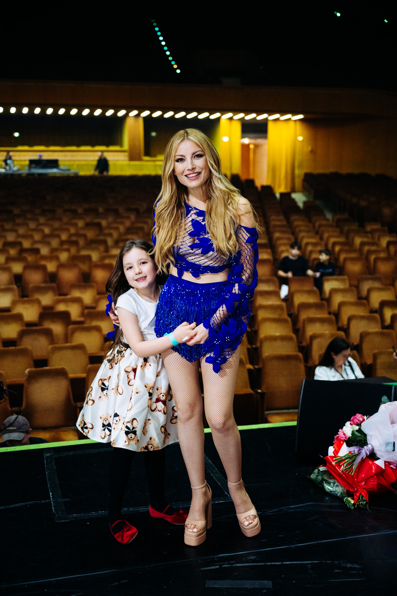 Elena Gheorghe a slăbit 4 kilograme pentru a ajunge la greutatea din liceu. Anunțul făcut pe scenă