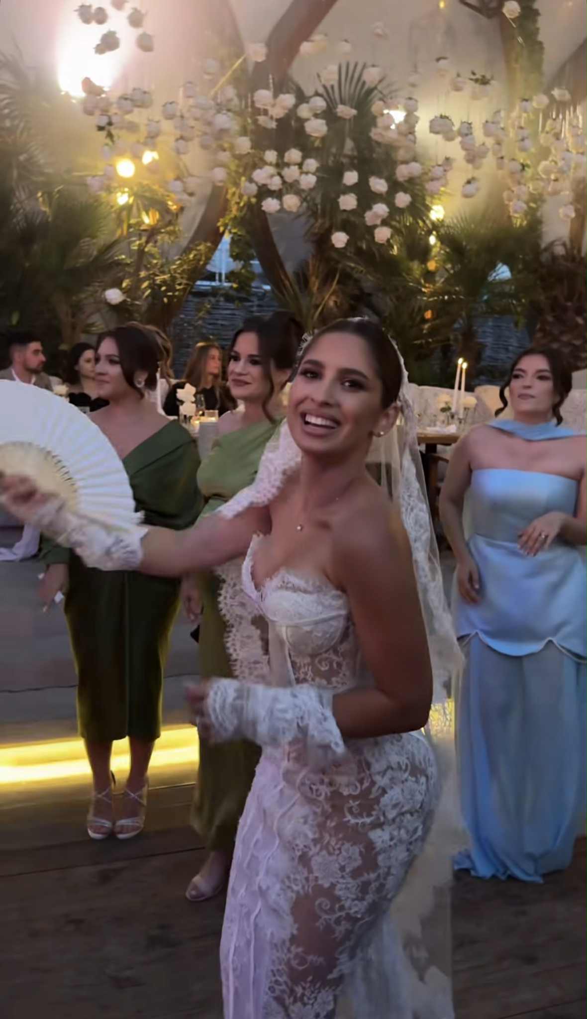 Imagini de la nunta lui Florinel Coman. Mirel Rădoi a fost naș, iar Gigi Becali s-a aflat printre invitați: „Mi-a adus 6 milioane de euro”