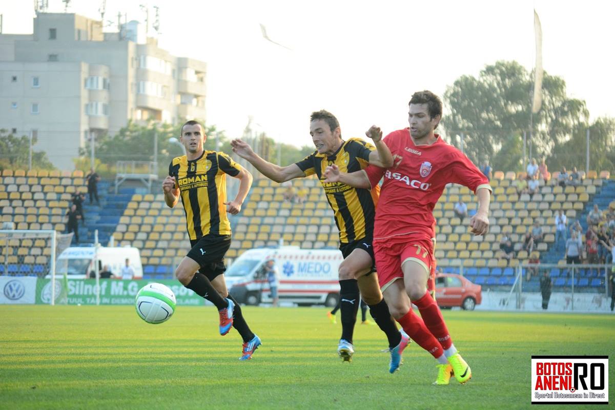 Alexandru Vagner explică de ce a lăsat fotbalul pentru poker: "Muream de foame!". Are 120 de meciuri în Liga 1, acum își câștigă banii din jocurile de noroc online