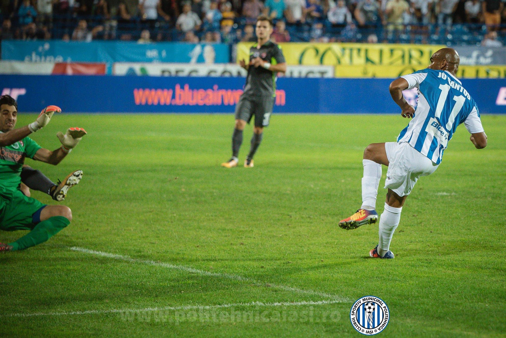 Cine este Jo Santos, eroul ieșenilor cu Dinamo. ”Garrincha” de Iași, cu picioare de porțelan, subiectul unei tranzacții dubioase în Republica Moldova!