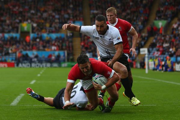 CUPA MONDIALĂ DE RUGBY / Minunea și-a cerut jertfa: ”stejarii” i-au dedicat victoria minunată obținută contra Canadei lui Marius Tincu. ^Antrenorului secund i-a decedat mama chiar înaintea meciului cu "arţarii", dar a rămas lângă echipă / VIDEO