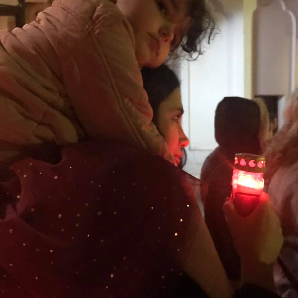 Graviduța Elena Băsescu, cu copiii la Înviere. Imagini de colecție cu fiica și nepoții lui Taian Băsescu / FOTO