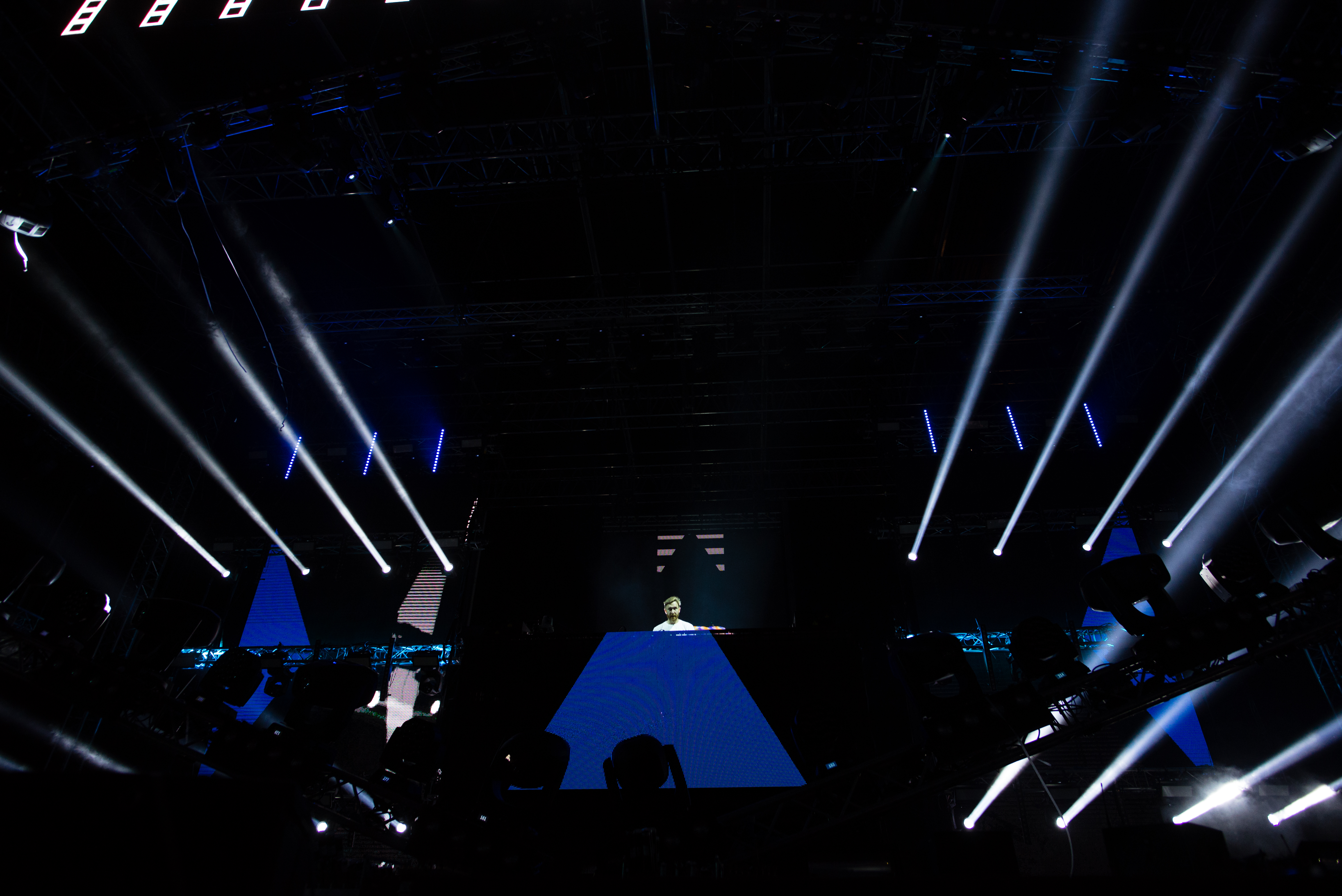 David Guetta, show electrizant la Romexpo. Mii de oameni au venit să-l vadă | FOTO
