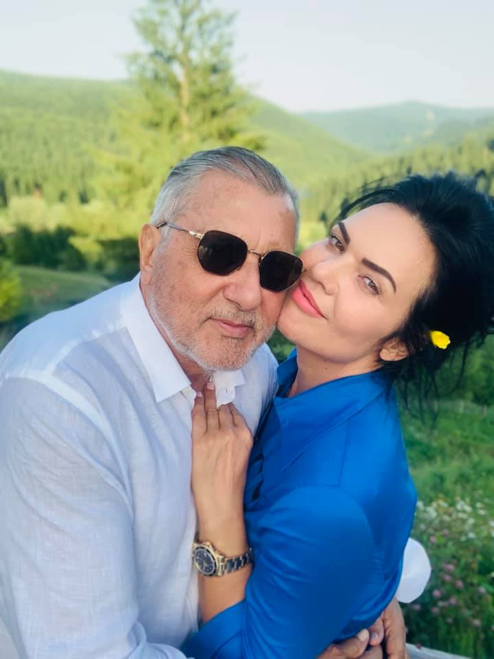 Ioana Simion, detalii despre momentul în care a vrut să divorțeze de Ilie Năstase: „Îi plesniseră niște vase de sânge”