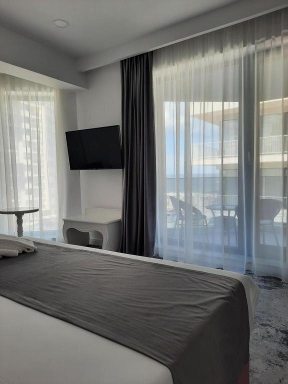 Cum arată hotelul de lux al Simonei Halep din Mamaia și cât costă o noapte de cazare în plin sezon