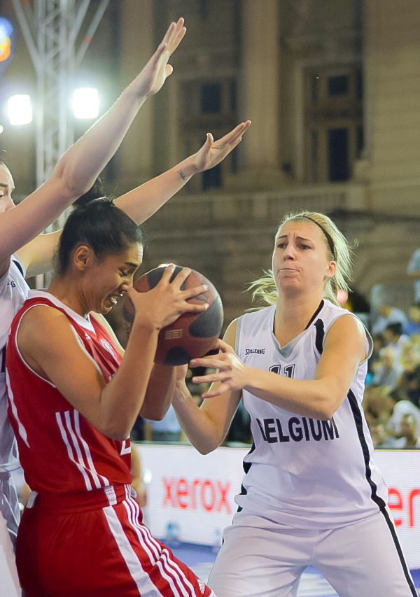 GALERIE FOTO & VIDEO / România joacă astăzi în semifinalele CE de baschet 3x3