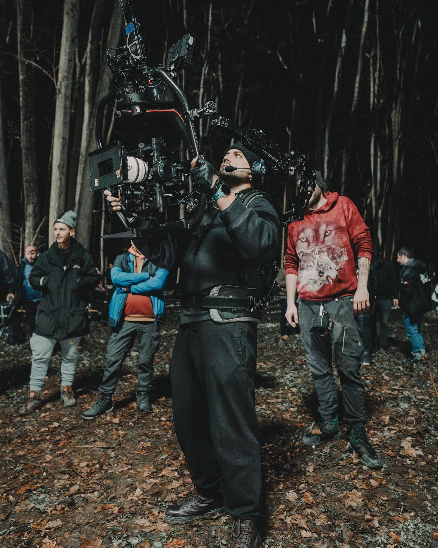 Selly a investit un milion de euro într-un film realizat în doar 4 luni: „Socoteala de acasă nu e cea din târg”. Ce așteptări are de la „Buzz House”