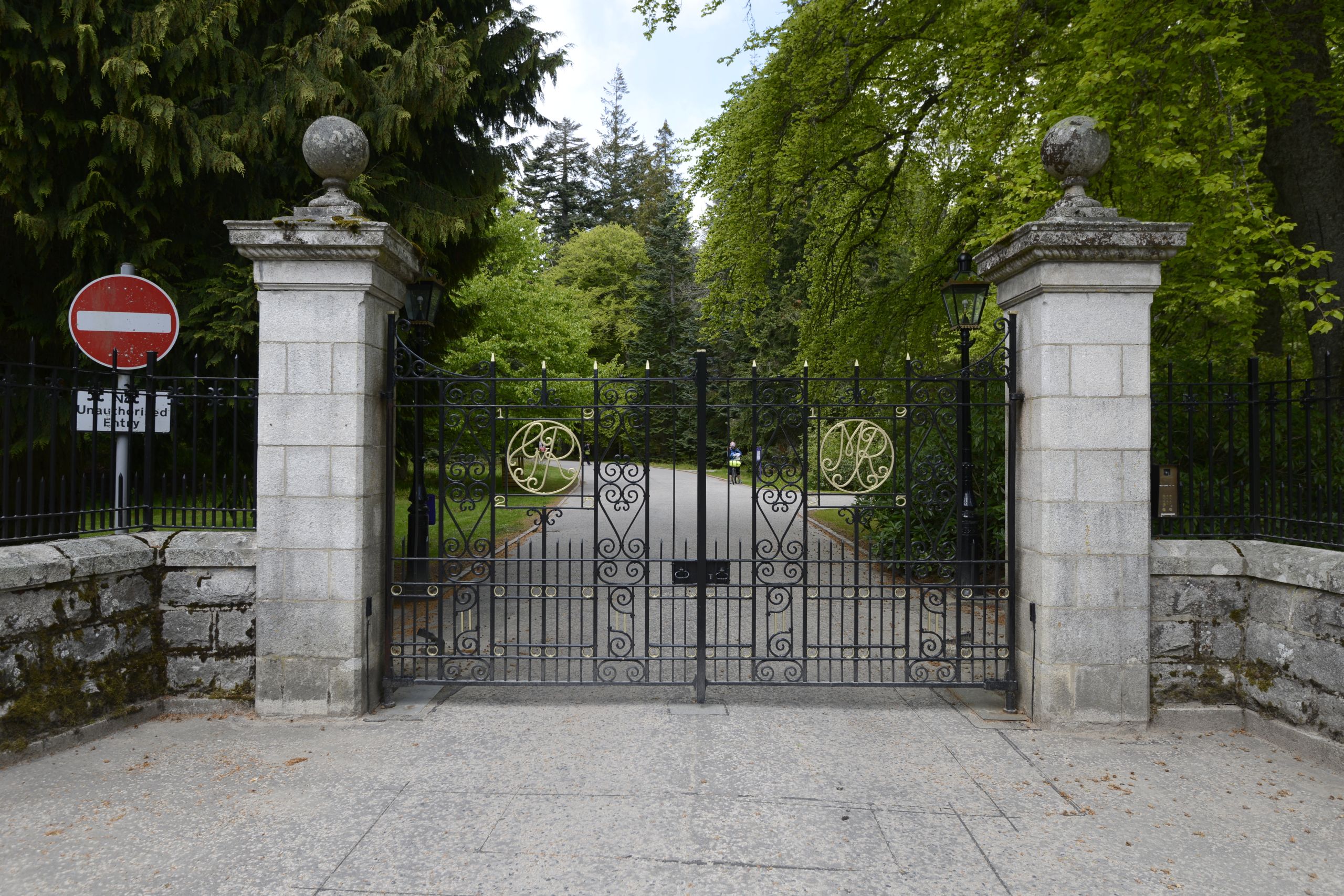 Imagini de la Castelul Balmoral, unde e în carantină prințul Charles