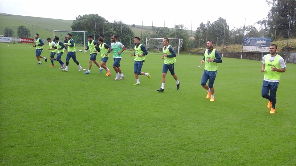 Dan Petrescu testează doi fotbaliști olandezi în Austria