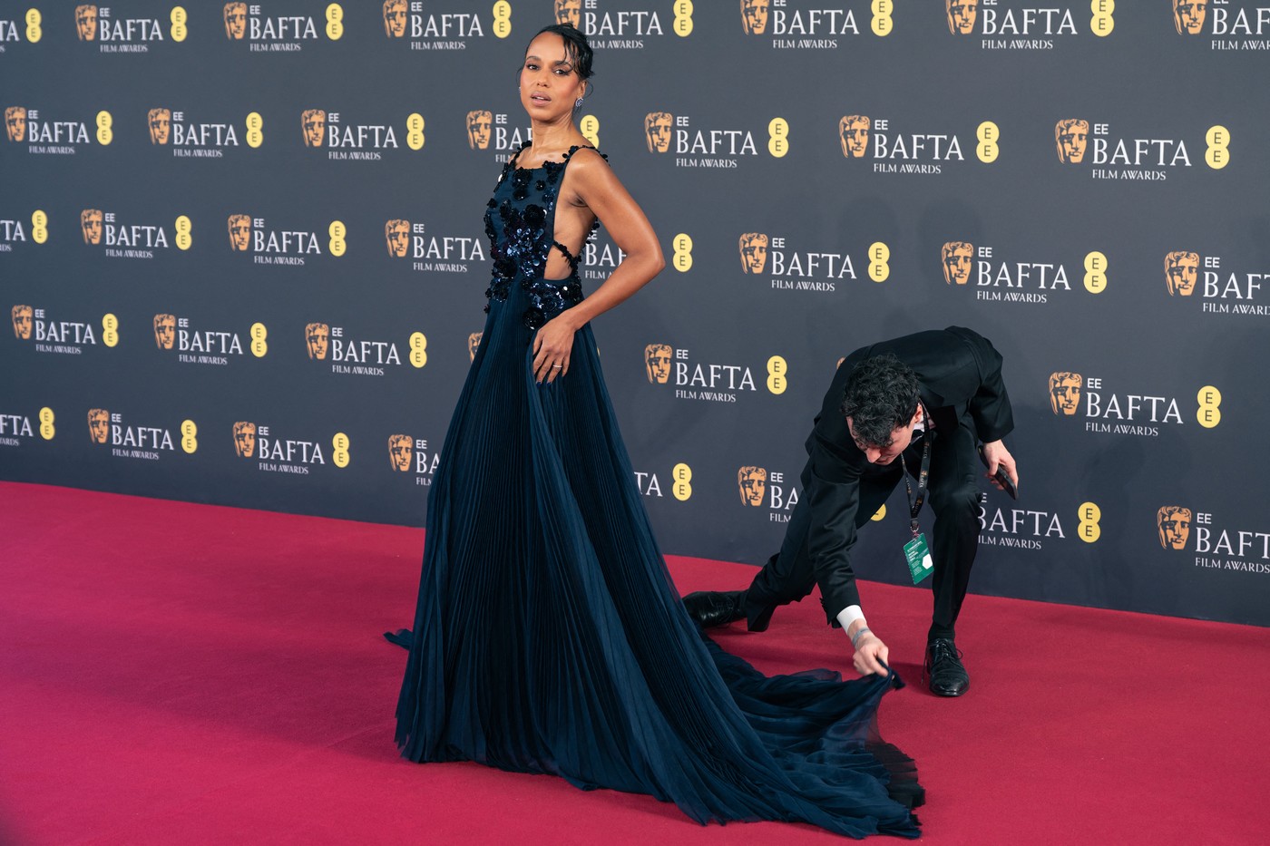 Vedete la Premiile BAFTA 2026. Cine e cuplul regal care a făcut furori pe covorul roșu, deși familia e implicată într-un scandal uriaș
