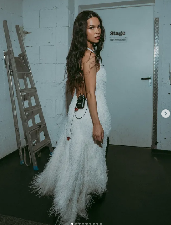 Cum s-a îmbrăcat Inna la Bucharest Fashion Week 2026. Ținuta ei a atras toate privirile