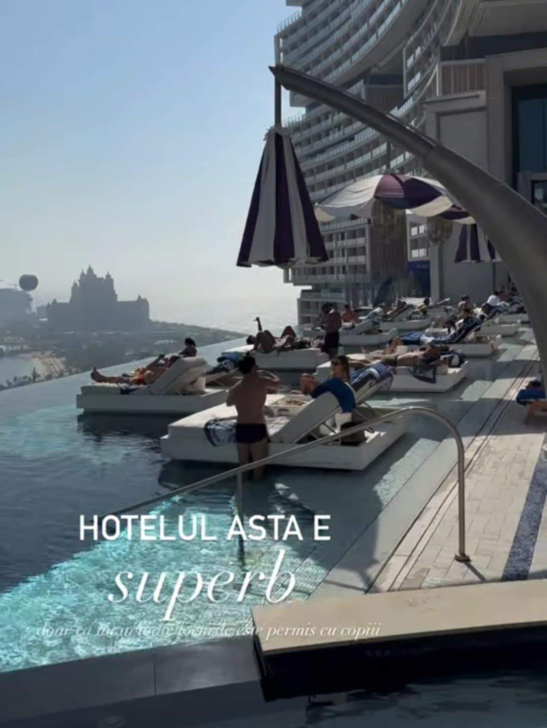Vlăduța Lupău și Adi Rus, vacanță de vis alături de copii. S-au cazat într-un hotel pe apă. Cât au plătit pentru un sejur