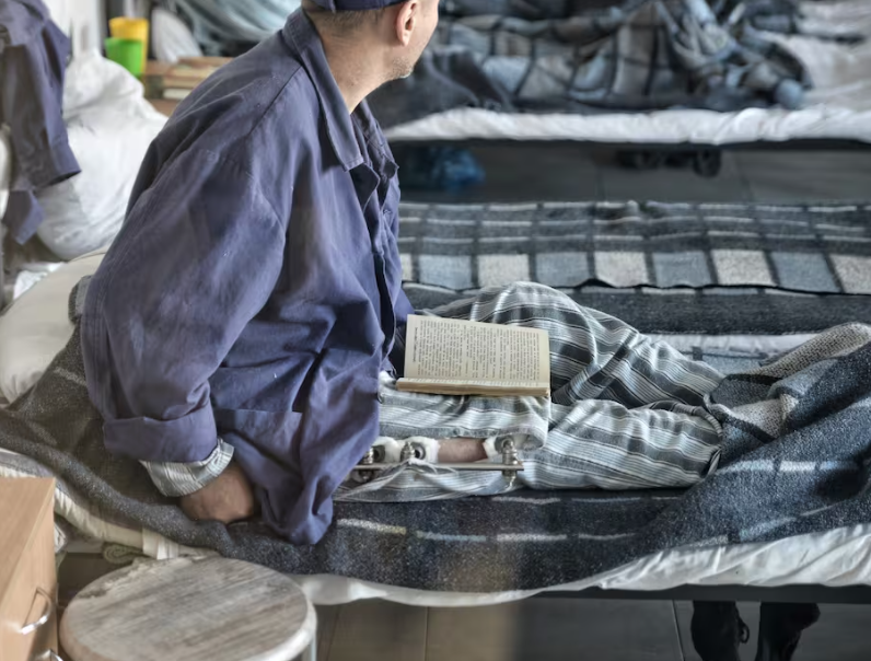 Șeful singurului penitenciar ucrainean pentru prizonierii ruși de război: „Dăm un «gras» de aici pe doi« uscați» de-ai noștri”