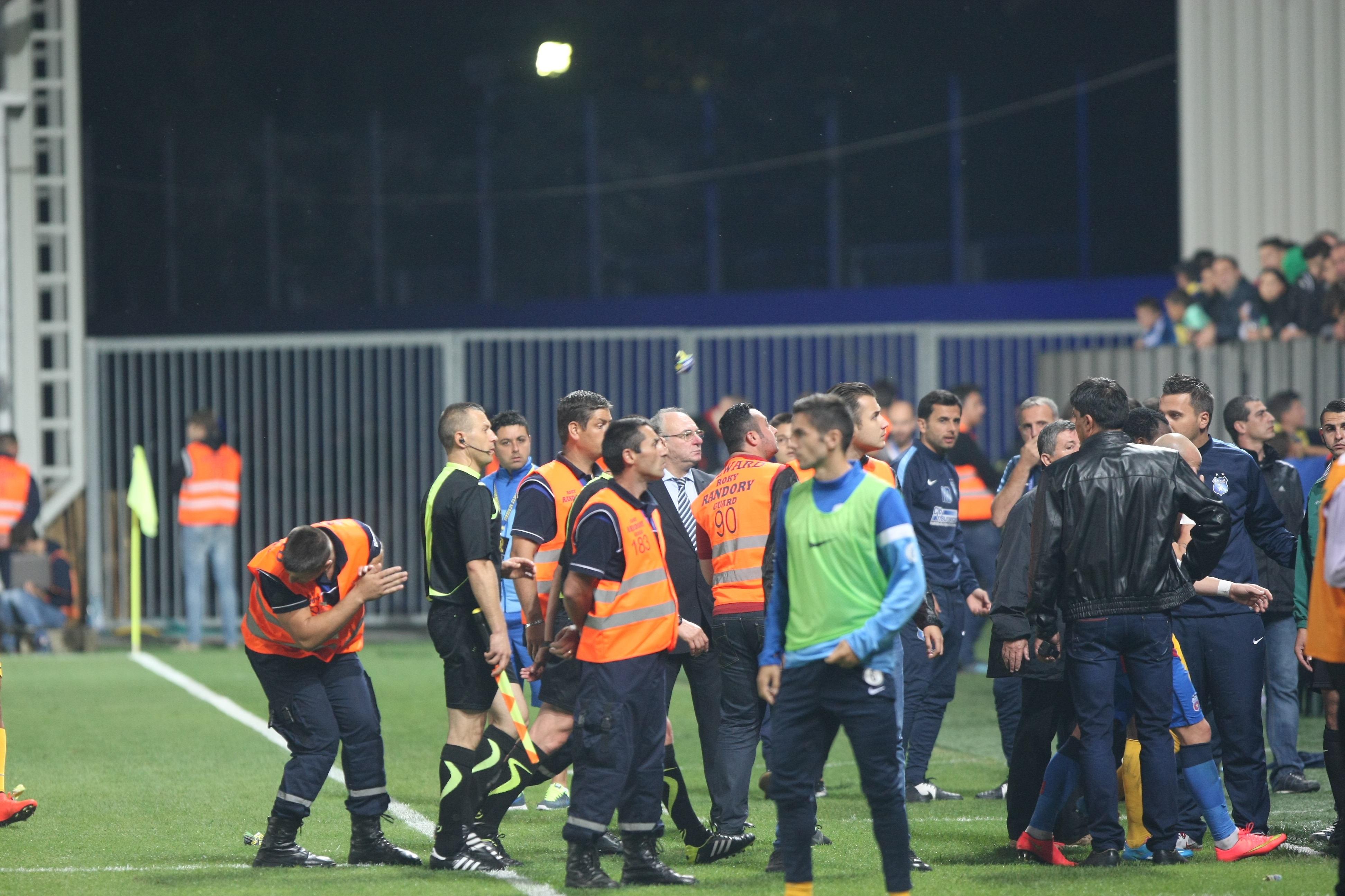FOTO&VIDEO / Petrolul - Steaua 2-3. Meci senzaţional pe ”Ilie Oană”