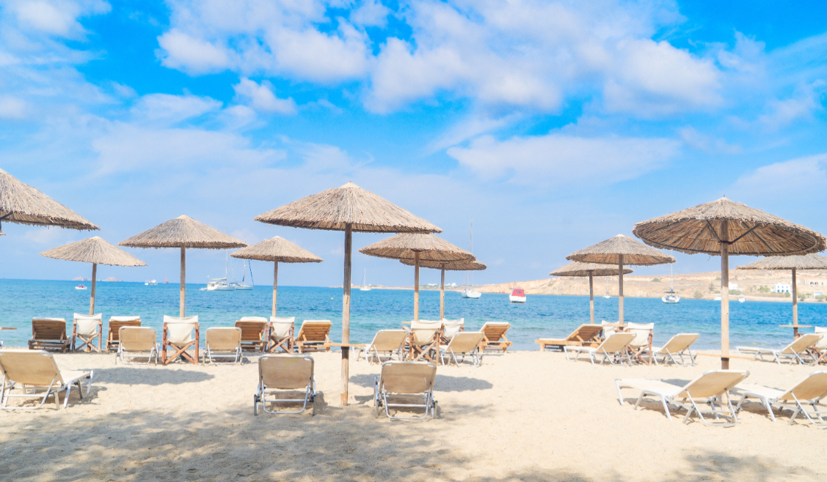 Grecia raportează cifre record în turism în primele luni din 2026. Străinii au cheltuit cu 37% mai mult pe insulele elene comparativ cu anul trecut