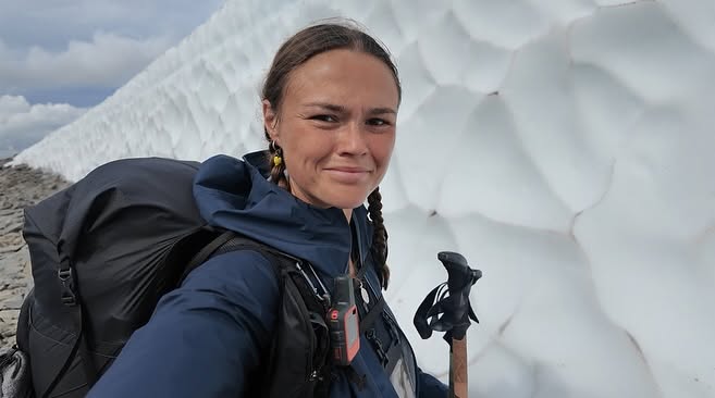 Kit Birks, fosta asistentă care a făcut 8.000 km pe jos pentru prevenirea suicidului: „11 luni, 13 țări, ca 13 urcări pe Everest. Oamenii mi-au împărtășit durerea, luptele și speranțele lor”