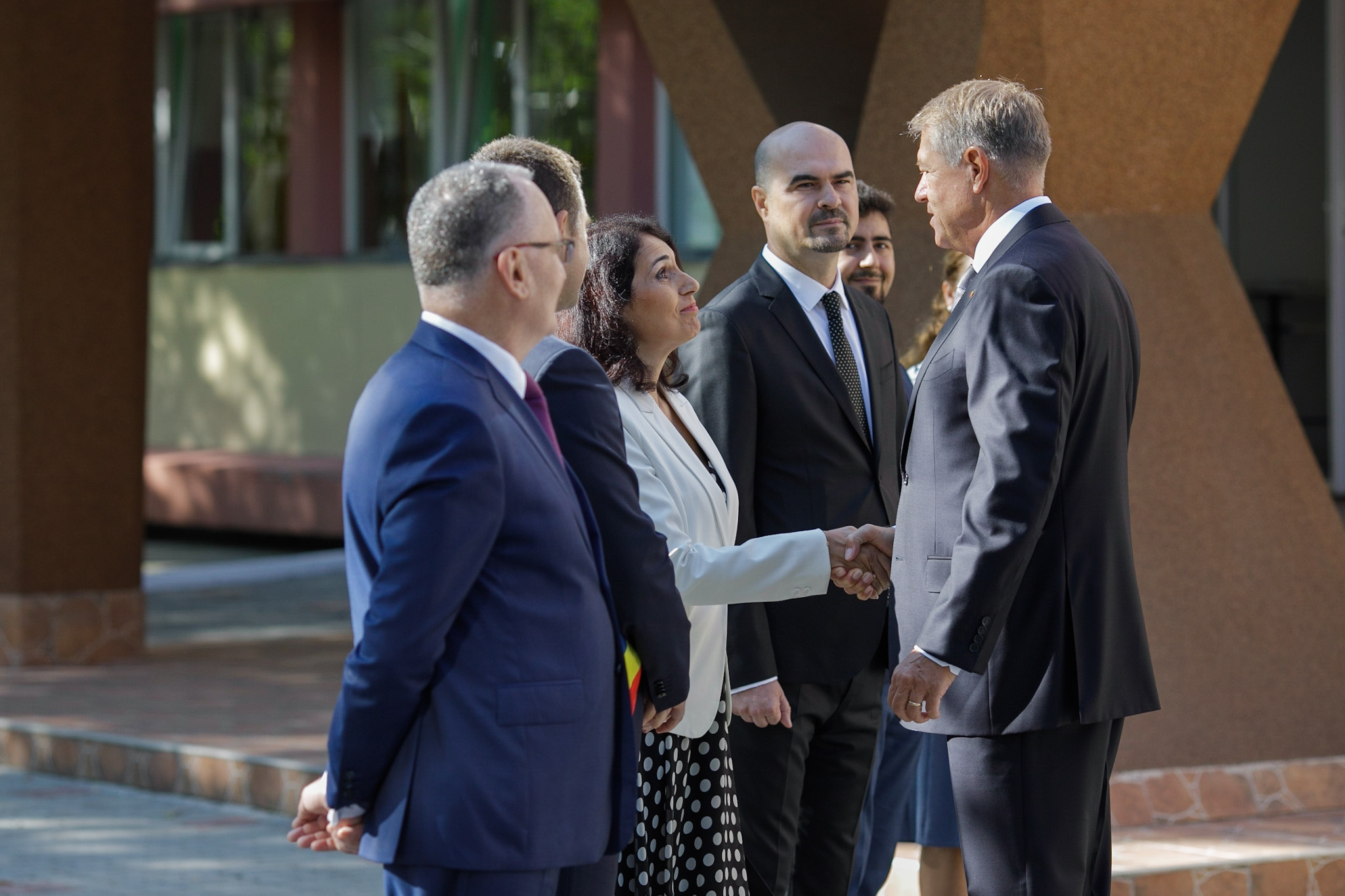 Klaus Iohannis, discurs la început de an școlar: „Contează mai puțin nota și mai mult dezvoltarea copilului”