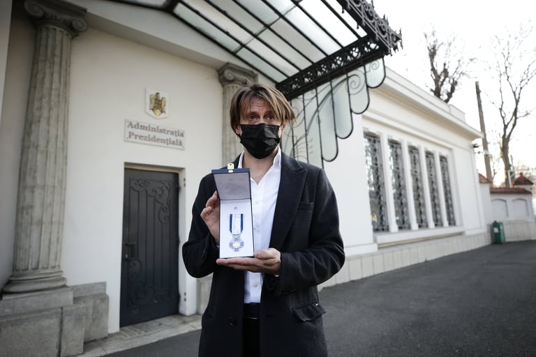 Marius Manole a returnat personal la Cotroceni decorația primită de la președintele Iohannis