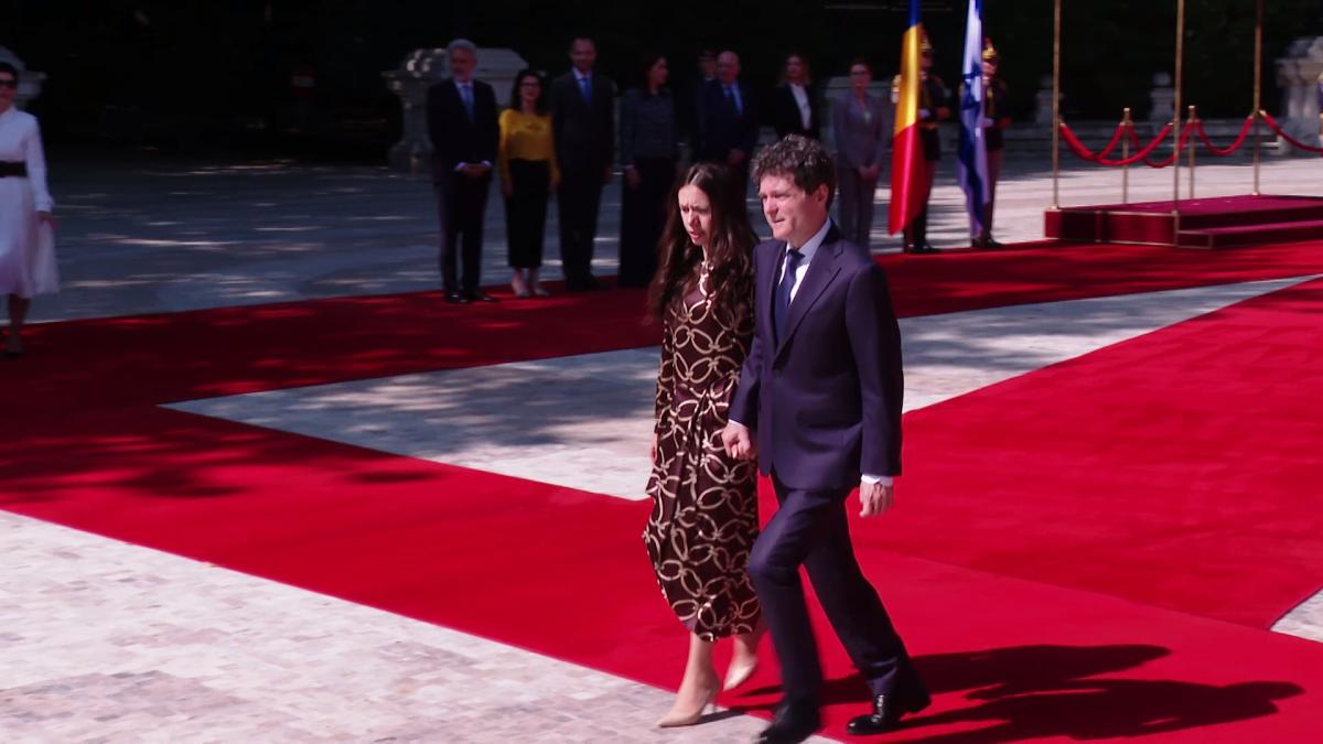 Cum a apărut Mirabela Grădinaru la Summitul NATO de la Ankara. Ținutele alese de partenera lui Nicușor Dan