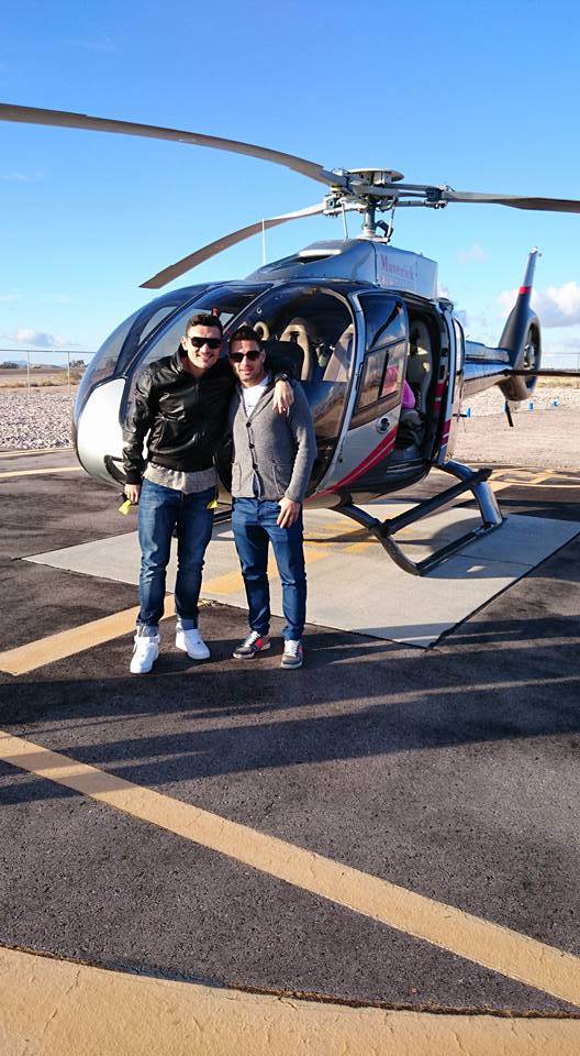 Stelistul Adi Popa și ”bulgarul” Claudiu Keșeru au făcut Crăciunul în elicopter. Tricolorii au luat și lecții de magie de la celebrul iluzionist David Copperfield / GALERIE FOTO