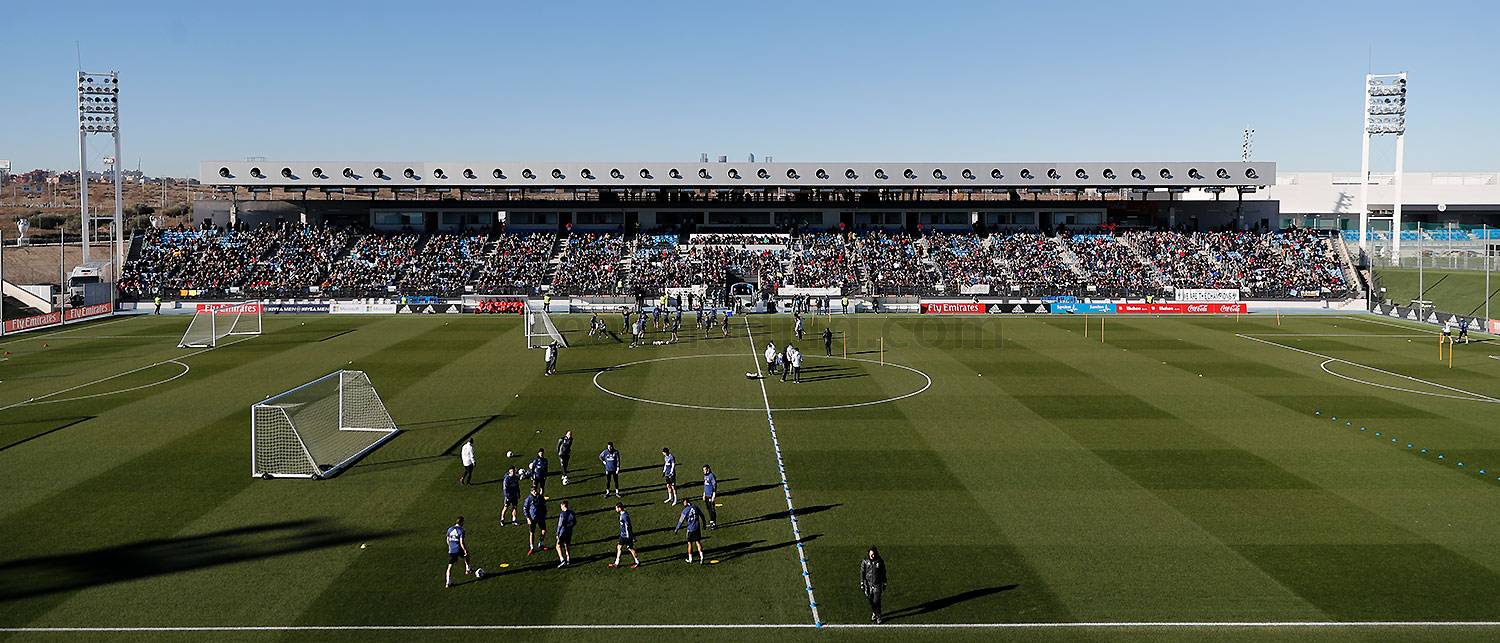 Peste 5.000 de fani au asistat la ultimul antrenament cu public efectuat de Real Madrid în anul 2016 / GALERIE FOTO