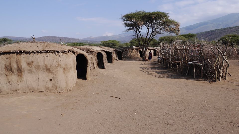 Un colaborator de-al lui Piţurcă îşi petrece vacanţa în Tanzania / GALERIE FOTO&VIDEO