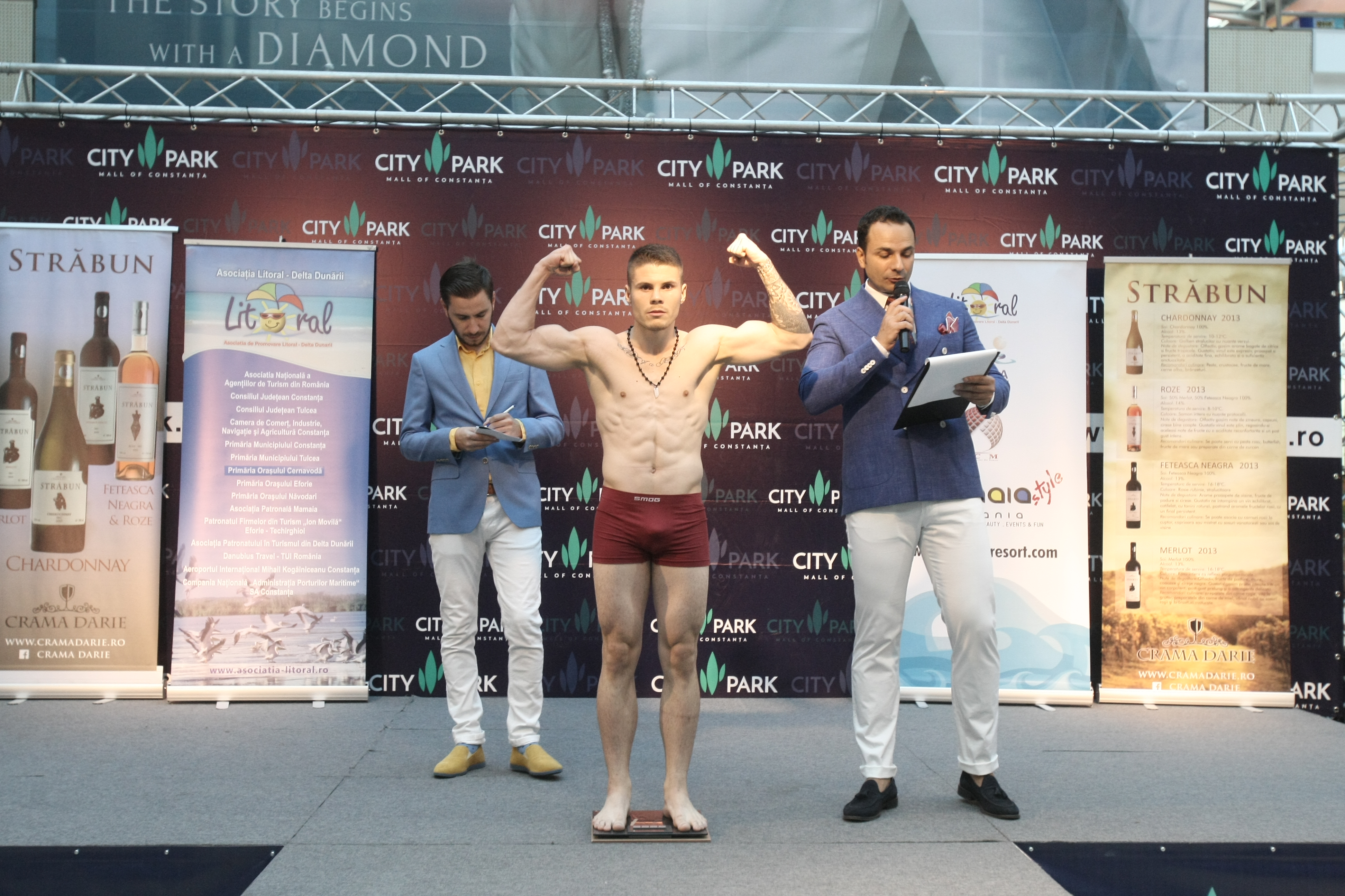 Superkombat. Seară cu pumni și cu picioare, dar nu de domnișoare! Bacary Sagna a venit la show | REZULTATELE GALEI
