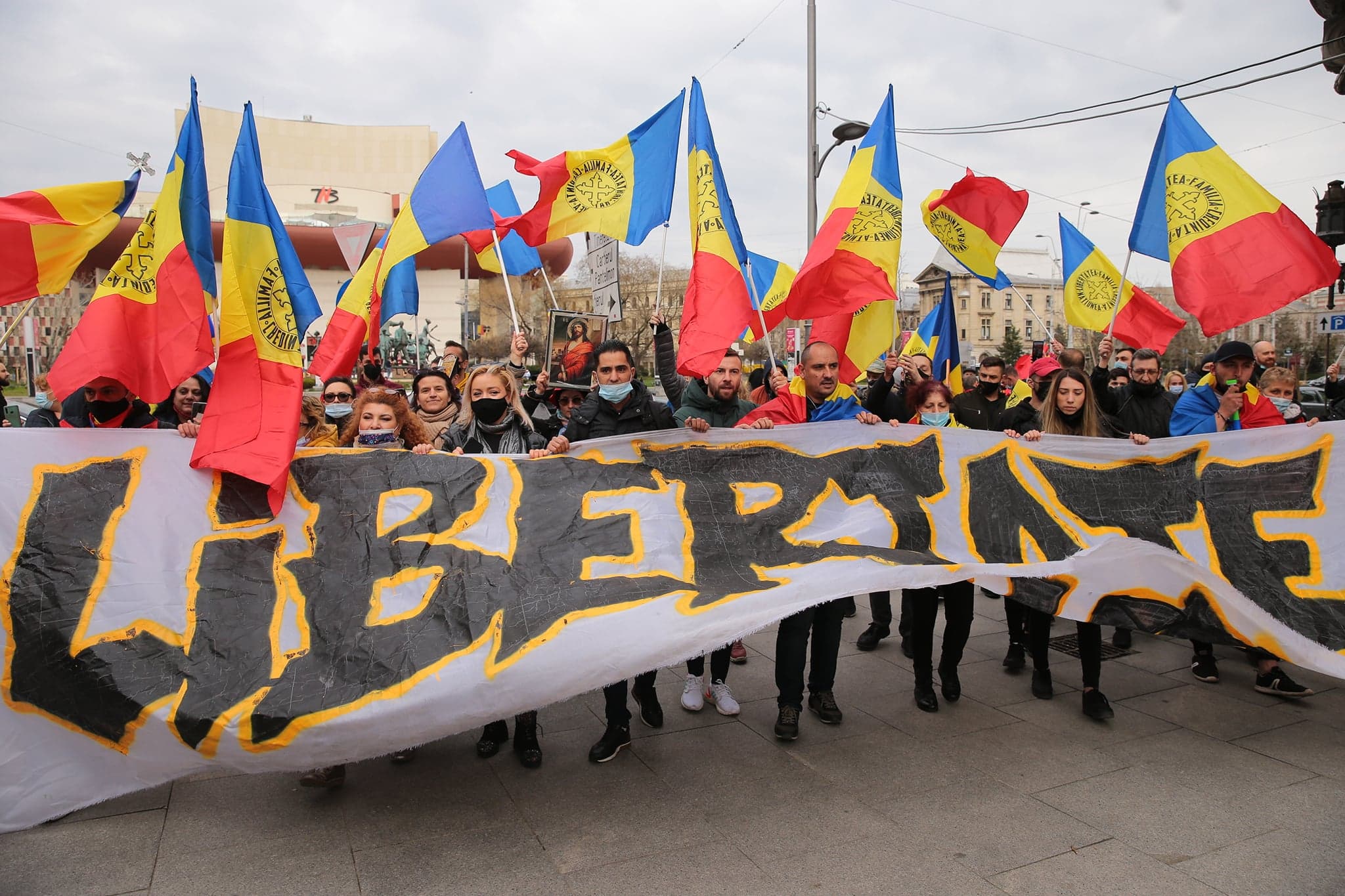 Noi proteste în București și Constanța. „Foamea ne scoate din casă”
