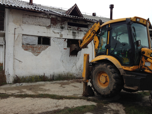 Hipodromul din Ploieşti a devenit istorie. Ploieştenii vor avea cea mai modernă arenă din estul Europei! / FOTO&VIDEO