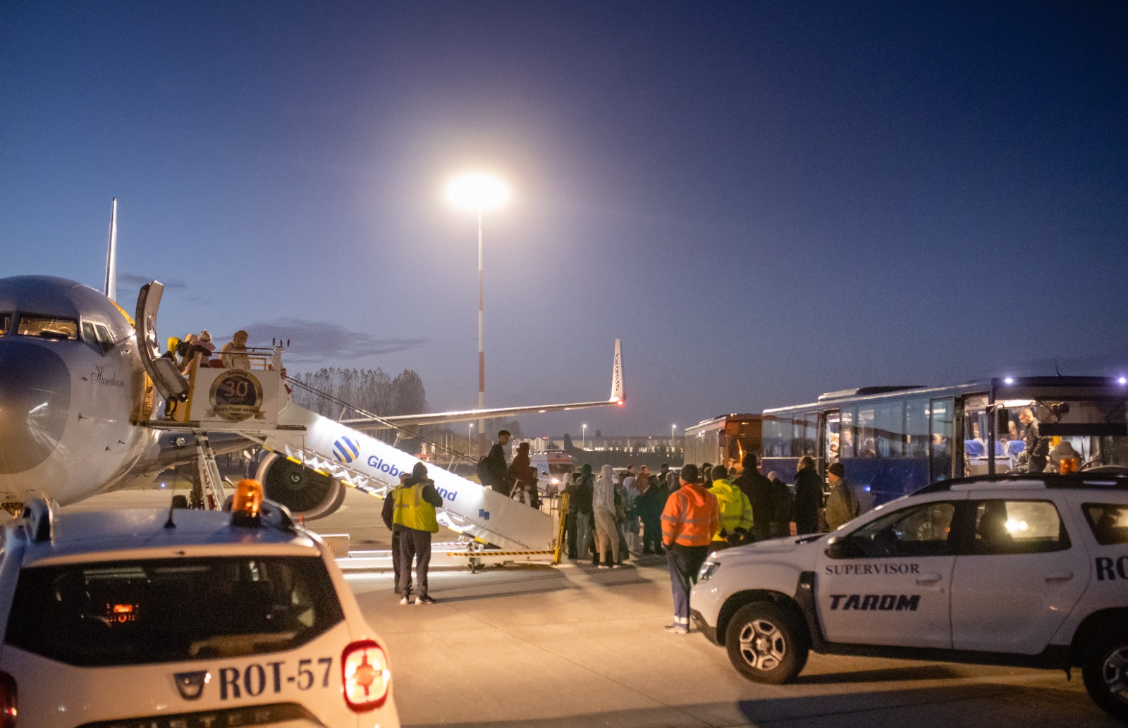 Alți 86 de români evacuaţi din Fâşia Gaza au ajuns în țară. Câți au mai rămas de adus