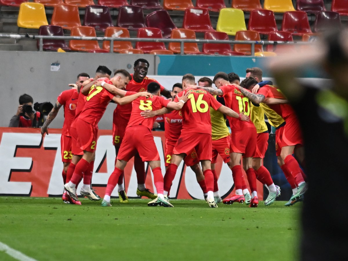 FCSB a câștigat titlul după 9 ani. Echipa lui Gigi Becali, campioana României, după victoria cu Farul de pe Arena Națională