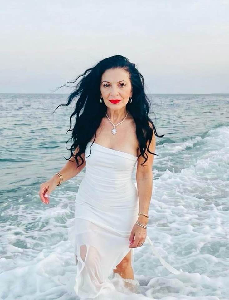 Elena Cârstea, mesaj radical după ce Alexandra Căpitănescu a ajuns în finala Eurovision 2026. „Toți împăiații care își dau cu părerea”