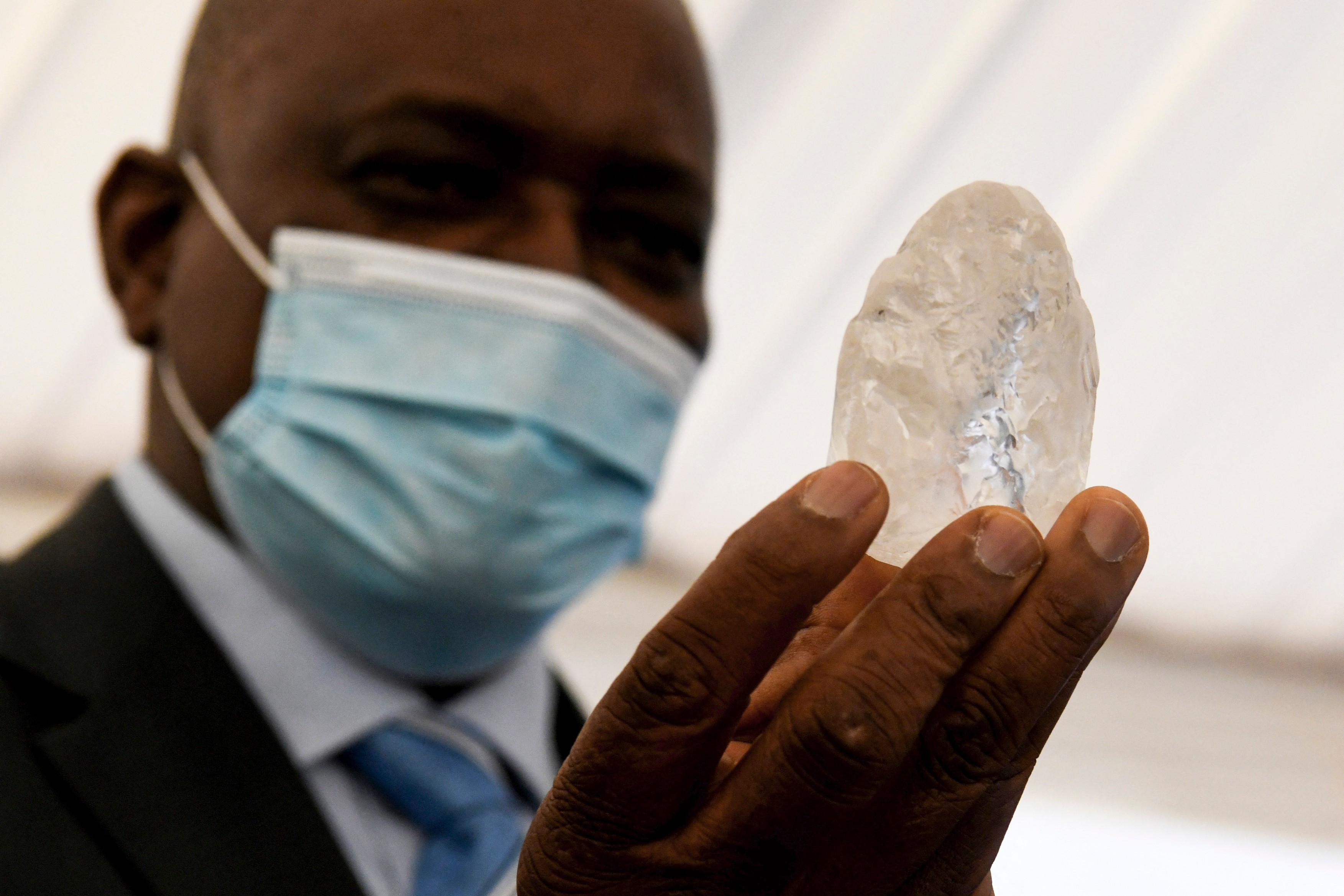 Diamant de peste 1.000 de carate descoperit în Botswana. Este al treilea cel mai mare din lume
