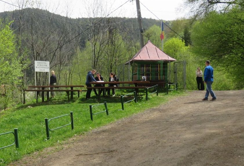 Zece troițe istorice din Șcheii Brașovului, vechi de sute de ani, restaurate cu fonduri europene de aproape două milioane de euro