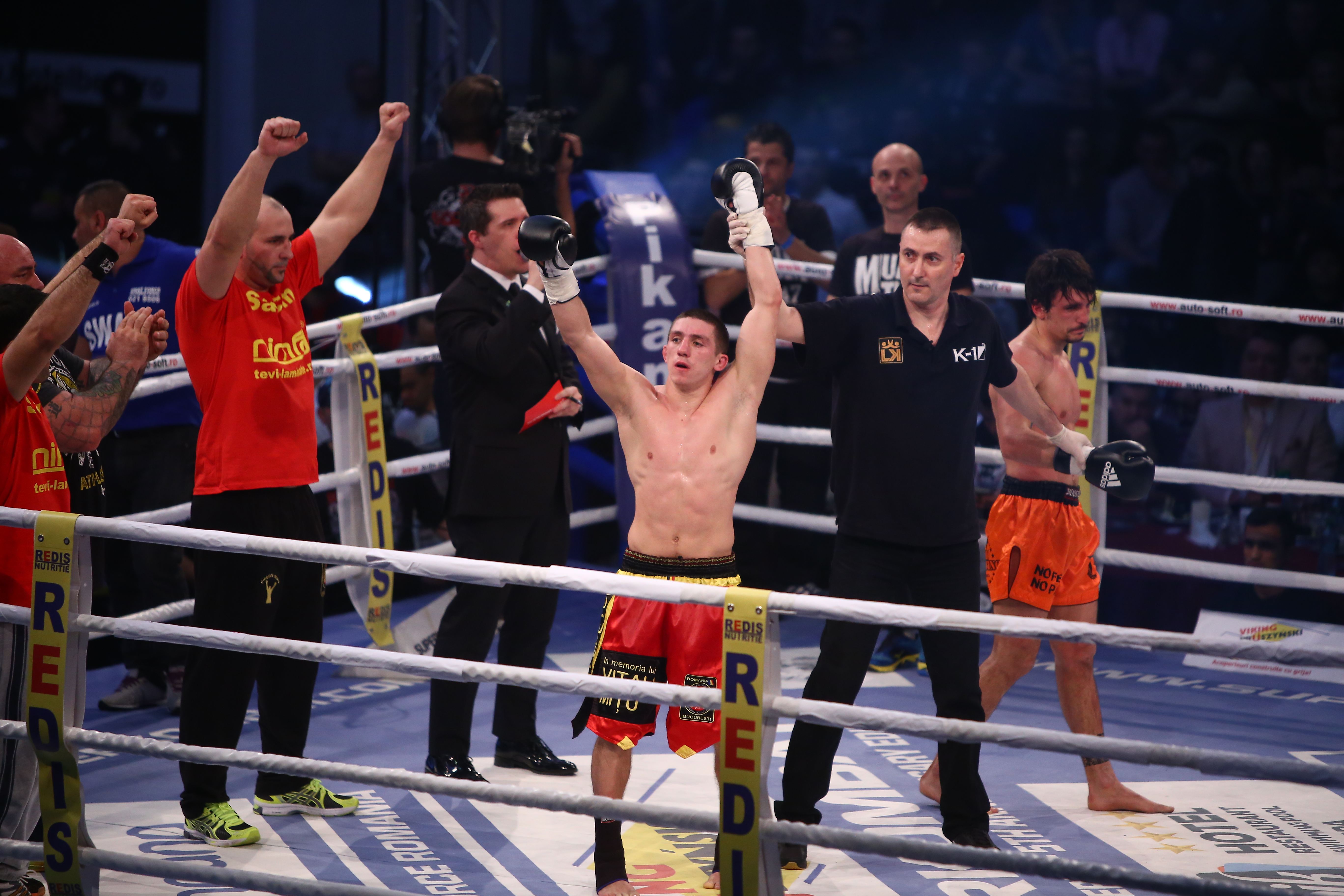 Meciul în urma căruia Amansio Paraschiv a devenit campion mondial Superkombat New Heroes! VIDEO& FOTO