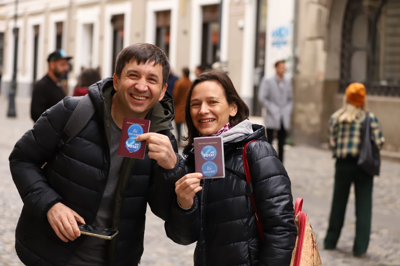 Alegeri prezidențiale în Republica Moldova, turul 2. Record de voturi în diaspora, în ciuda atacurilor cibernetice și a alertelor cu bombă la secții din Marea Britanie și Germania