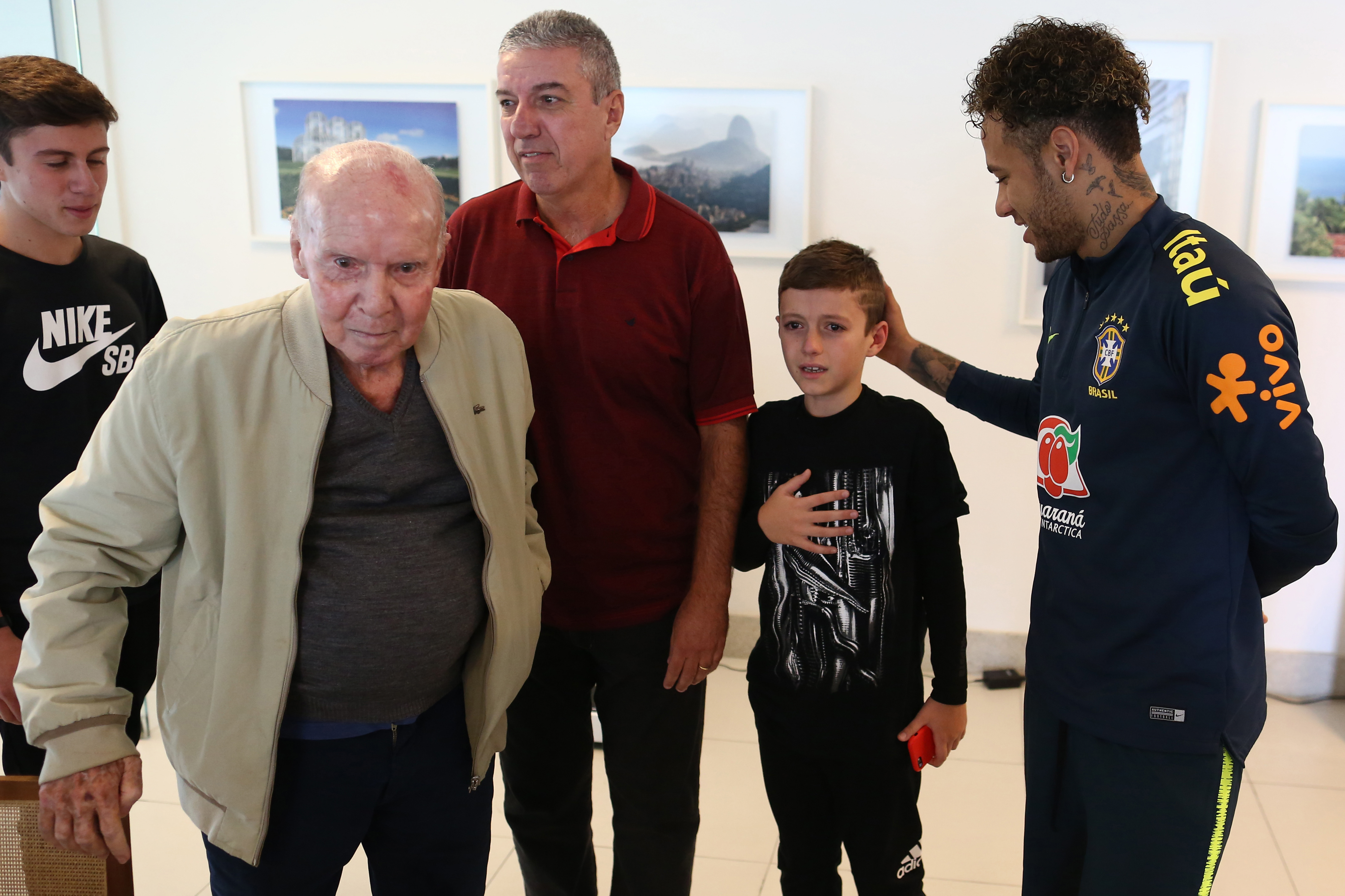 Neymar, primul antrenament cu balonul cu naționala Braziliei | FOTO