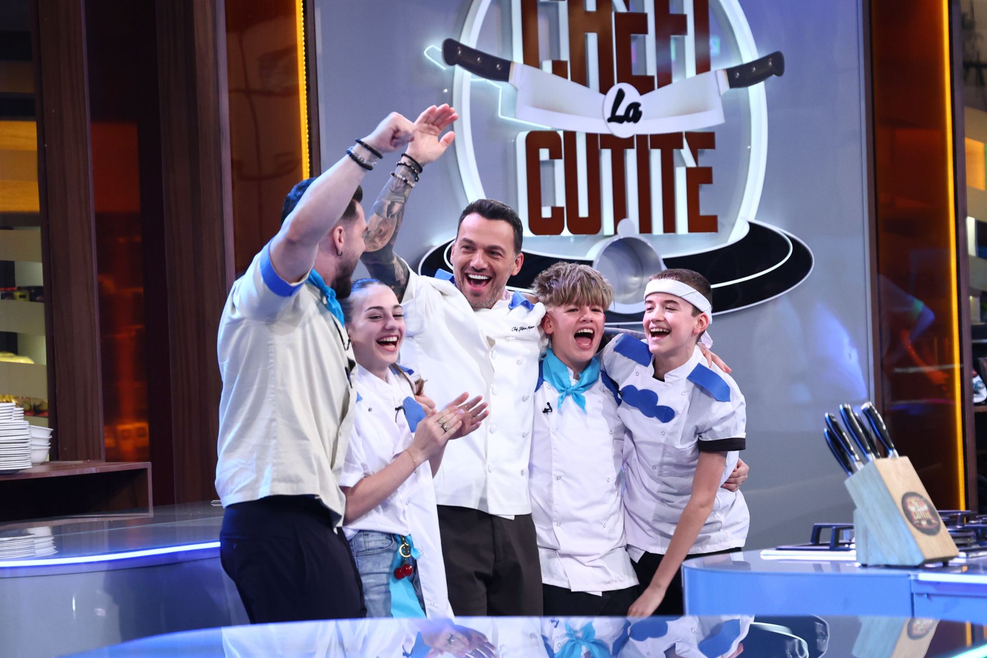 Vanesa Miricică a fost eliminată de la „Chefi la cuțite - Viitorul are gust”. Orlando Zaharia a mai rămas doar cu trei tunici