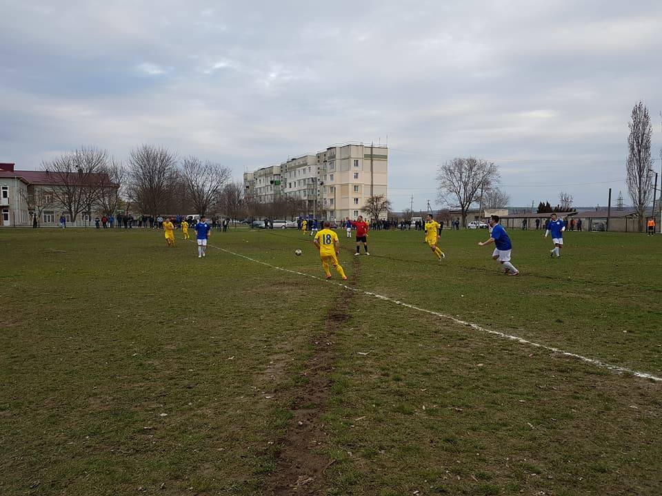 FRF a trimis tricourile echipei naționalei la o șusă în Republica Moldova | GALERIE FOTO