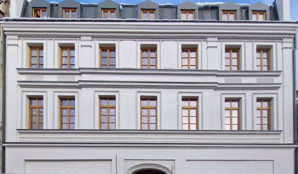 Cum arată acum Hotel Concordia, locul Unirii Principatelor. Clădirea istorică a fost renovată după ani de degradare