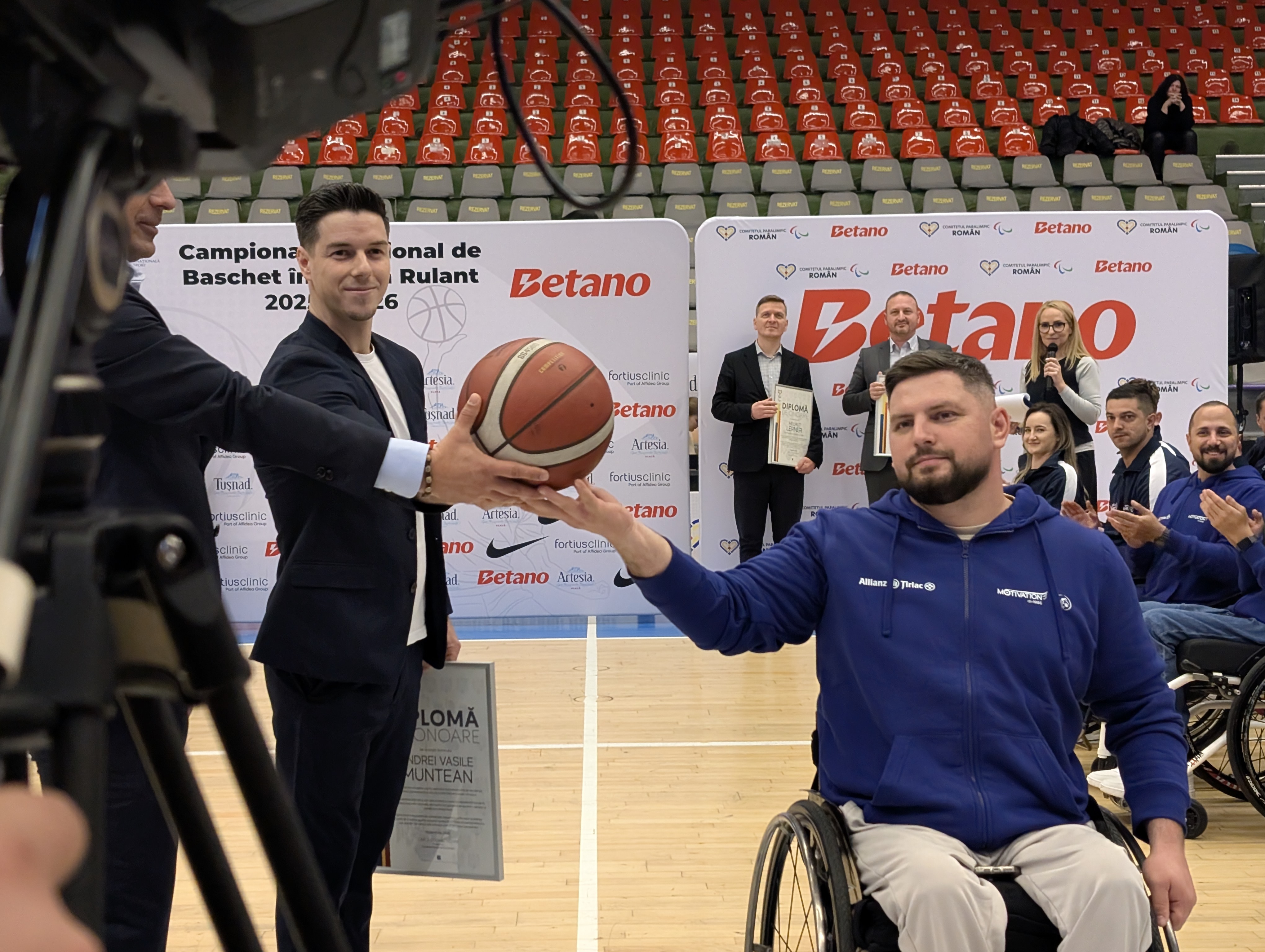 Sportul bate filmul: o lecție primită la Campionatul Național de Baschet în Scaun Rulant