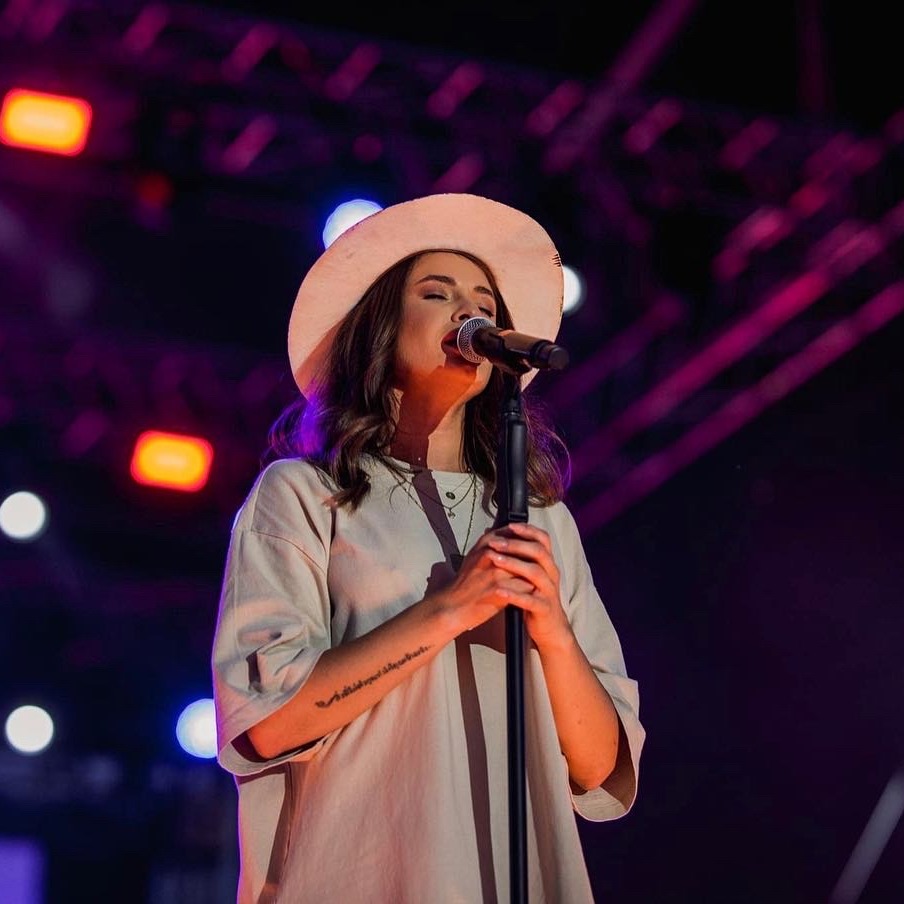 Decizia luată de Raluka în această vară: „M-am hotărât, în sfârșit, să fac acest pas”. Ce a anunțat artista