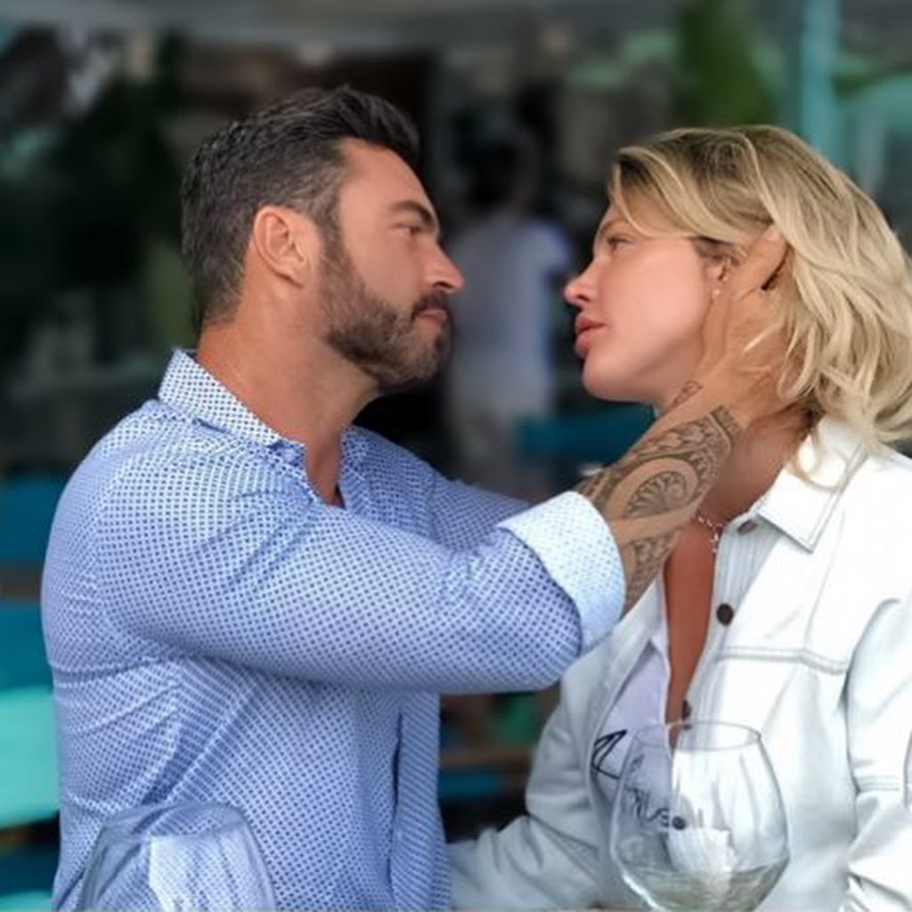 Cum arată Alina Vidican la 9 ani de la divorțul de Cristi Borcea. Anunțul făcut de Claude Senhoreti, actualul soț: „Dumnezeu ne-a binecuvântat”
