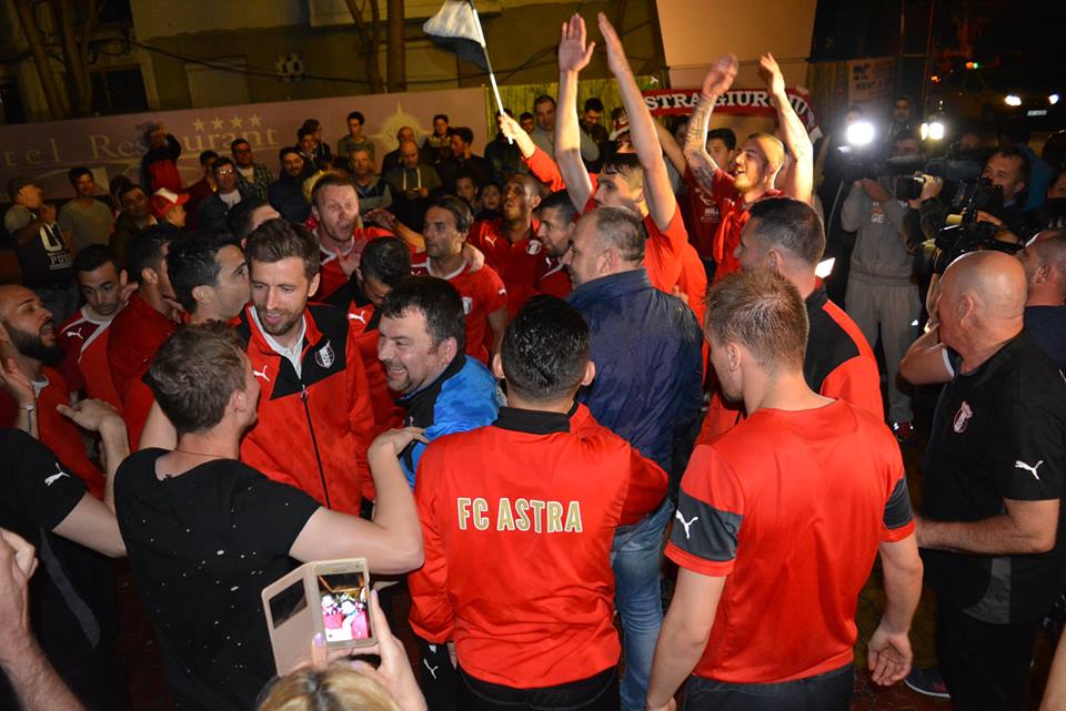 A început fiesta la Giurgiu! Prima reacție a lui Șumudică: ”Este extraordinar! Am practicat cel mai frumos fotbal” FOTO&VIDEO