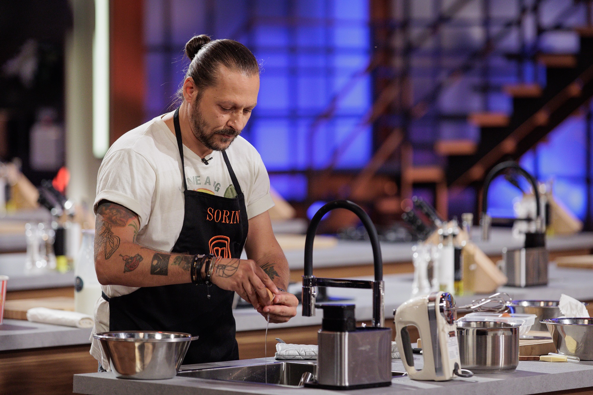 MasterChef 26 noiembrie 2024. Sorin Mitrea a fost eliminat din competiție: „Atât de mare este tâmpenia din farfurie...”