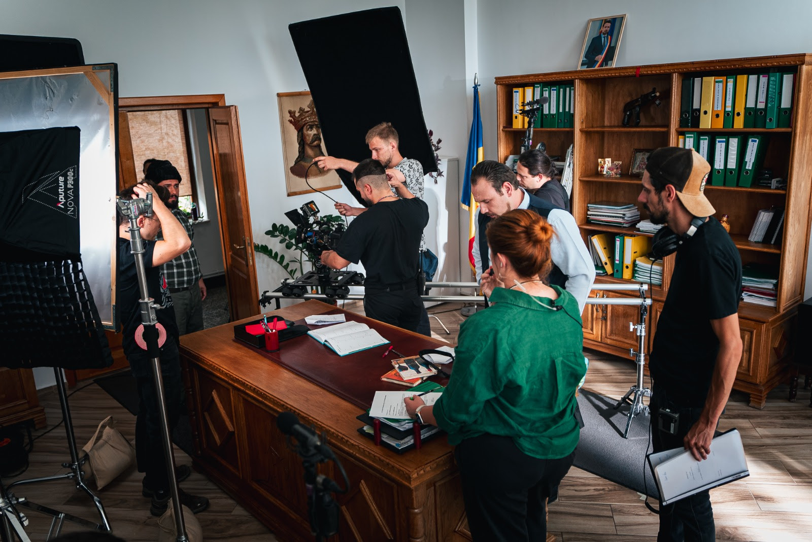 Primele imagini cu Iancu și Culiță Sterp din filmul în care joacă alături de Cătălin Zmărăndescu și Anisia Gafton: „Pădurea este a mea”