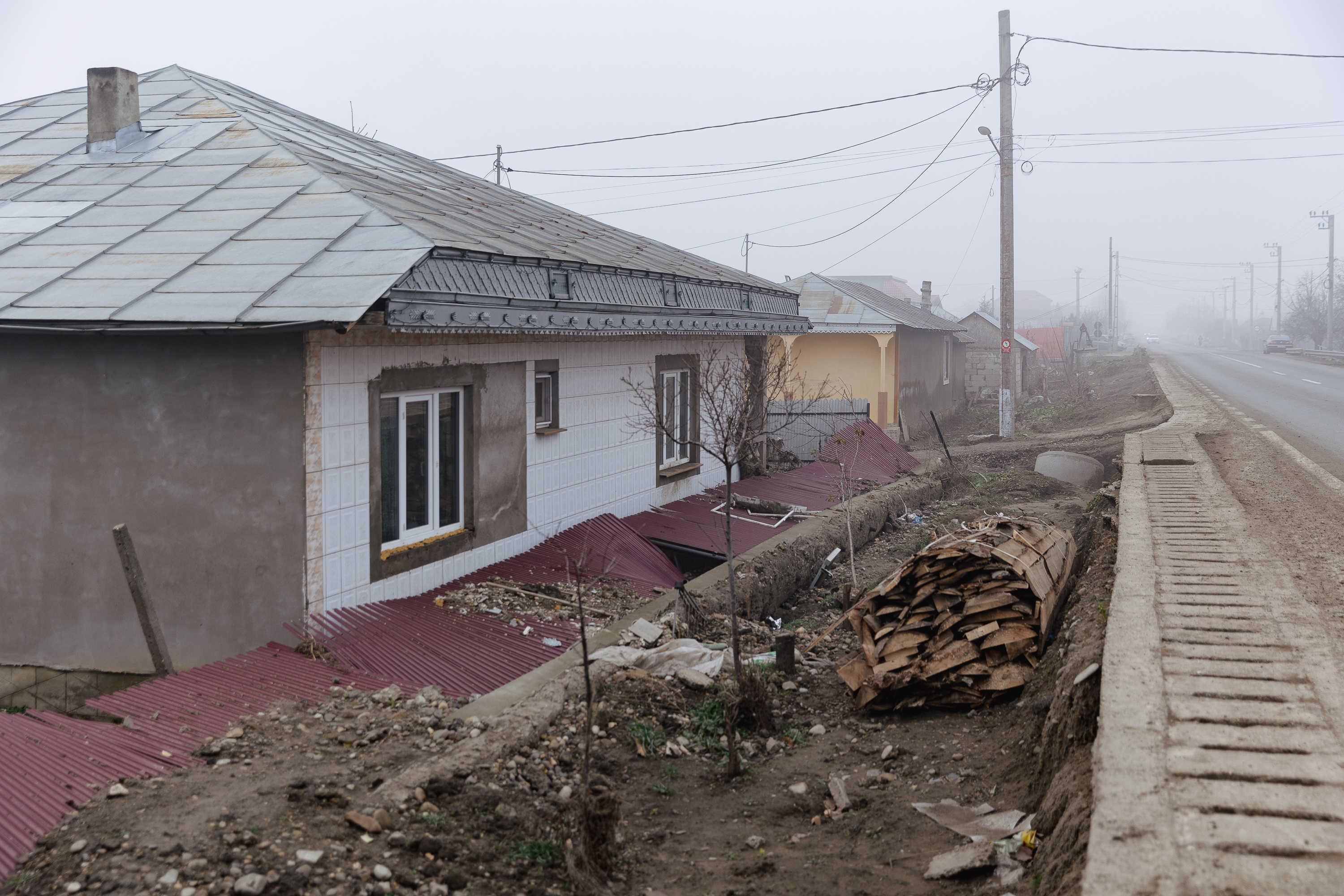 Ce-și doresc de sărbători oamenii sinistrați după inundațiile din județul Galați: „Sănătate. Un loc unde să punem capul pe pernă”
